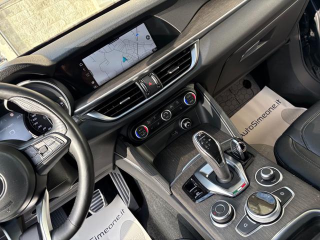 ALFA ROMEO Stelvio usata, con Fari Xenon