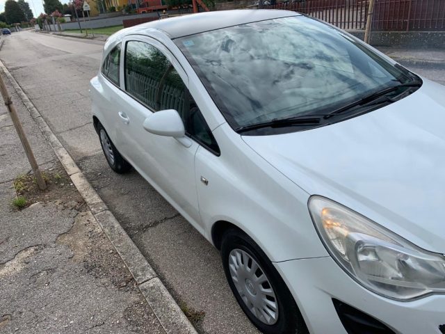 OPEL Corsa usata, con Immobilizzatore elettronico