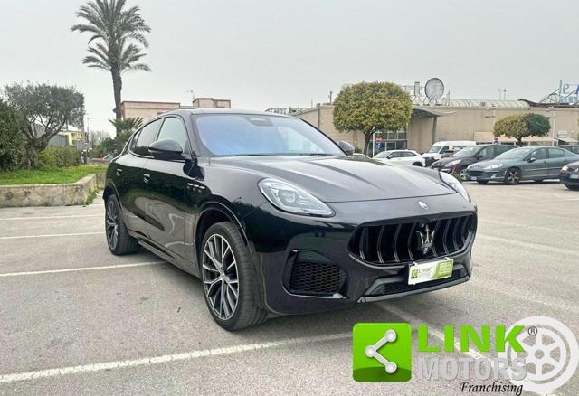 MASERATI Grecale usata, con Specchietti laterali elettrici