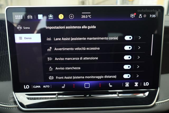 VOLKSWAGEN Passat usata, con Android Auto