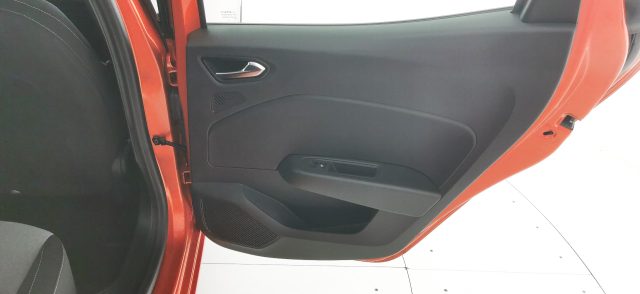 RENAULT Clio usata 48