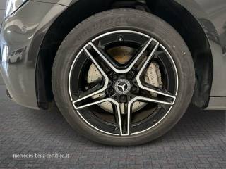 MERCEDES-BENZ E 300 usata, con Sistema di navigazione