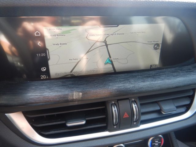ALFA ROMEO Stelvio usata, con Controllo automatico clima