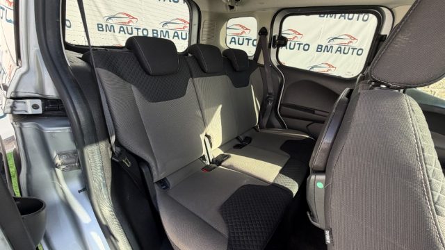 FORD Tourneo Courier usata, con Chiusura centralizzata