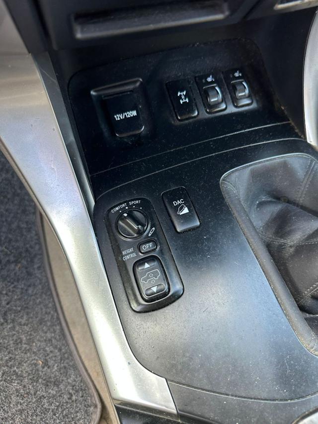 TOYOTA Land Cruiser usata, con Interni in pelle