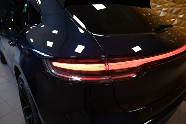 PORSCHE Macan usata 208