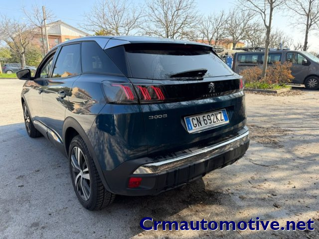 PEUGEOT 3008 usata, con Airbag