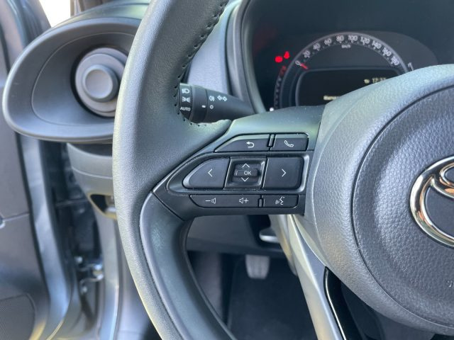 TOYOTA Aygo X usata, con USB