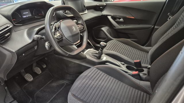 PEUGEOT 2008 usata, con Chiusura centralizzata