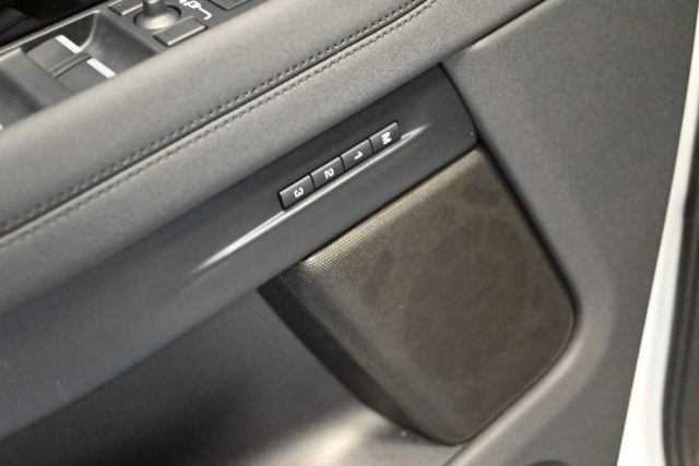 LAND ROVER Range Rover Evoque usata 36