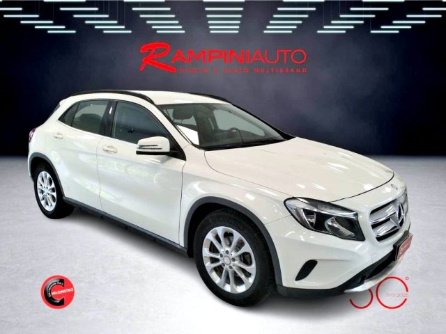 MERCEDES-BENZ GLA 200 usata 4