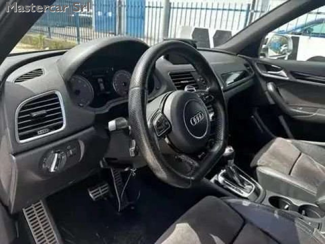 AUDI RS Q3 usata, con Sedile posteriore sdoppiato