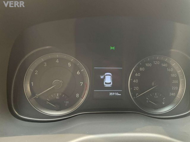 HYUNDAI Kona usata, con Sedile posteriore sdoppiato