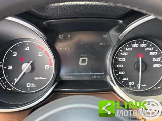 ALFA ROMEO Stelvio usata, con Volante in pelle