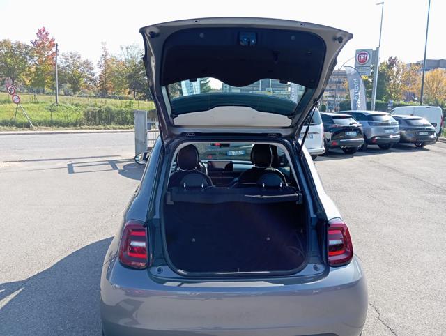 FIAT 500e usata, con Autoradio