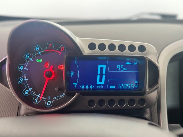 CHEVROLET Aveo usata 15