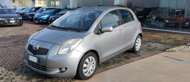 TOYOTA Yaris usata, con Airbag
