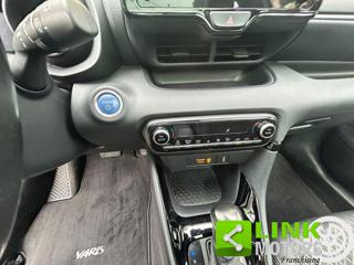 TOYOTA Yaris usata 15
