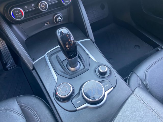 ALFA ROMEO Stelvio usata, con Fari Xenon