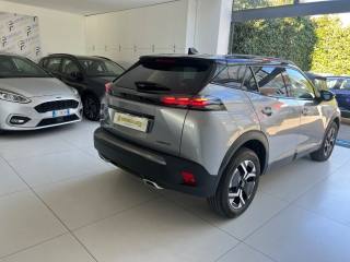 PEUGEOT 2008 usata, con Touch screen