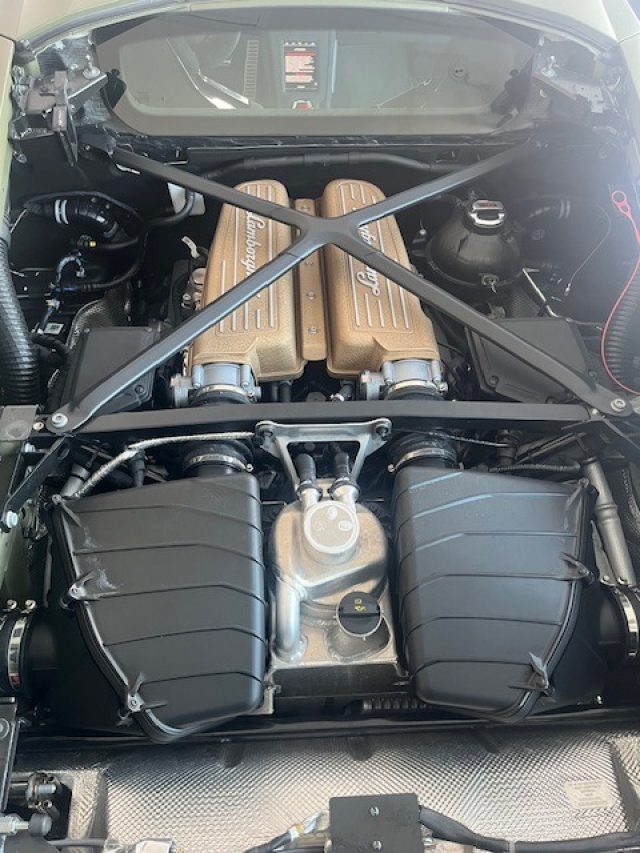LAMBORGHINI Huracan usata 22