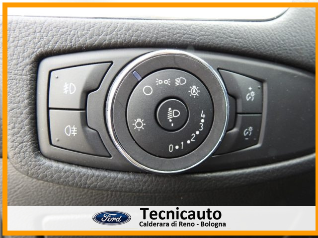 FORD S-Max usata, con Volante multifunzione