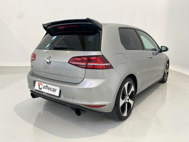 VOLKSWAGEN Golf GTI usata, con Autoradio