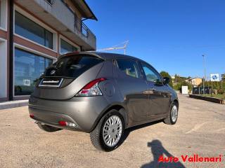 LANCIA Ypsilon usata, con ESP