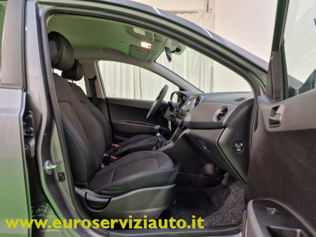 HYUNDAI i10 usata 32