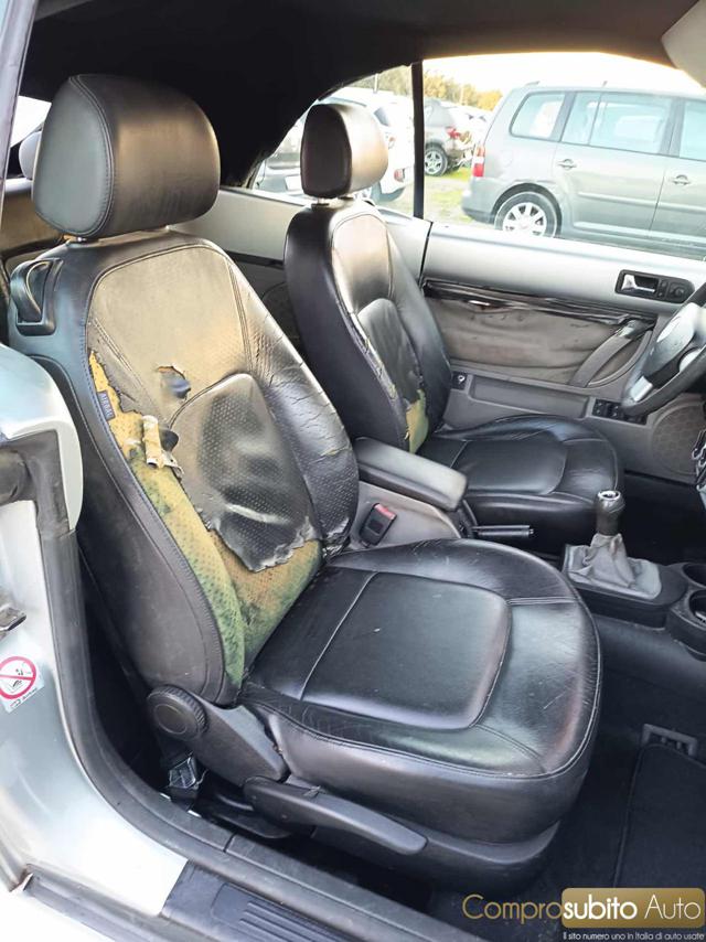 VOLKSWAGEN New Beetle usata, con Chiusura centralizzata