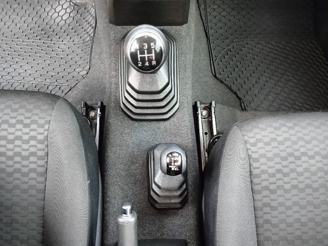 SUZUKI Jimny usata, con Fendinebbia