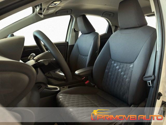 TOYOTA Yaris usata, con Autoradio