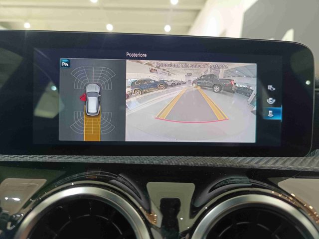 MERCEDES-BENZ CLA 180 usata, con Autoradio digitale