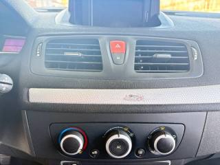 RENAULT Megane usata, con Volante in pelle