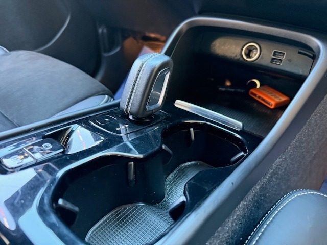VOLVO XC40 usata, con Controllo automatico clima
