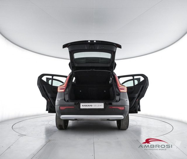VOLVO XC40 usata 6