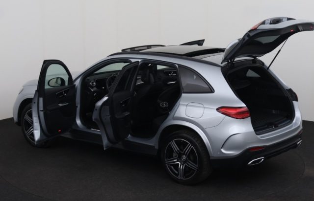 MERCEDES-BENZ GLC 300 usata, con Fari LED