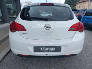 OPEL Astra usata, con Alzacristalli elettrici