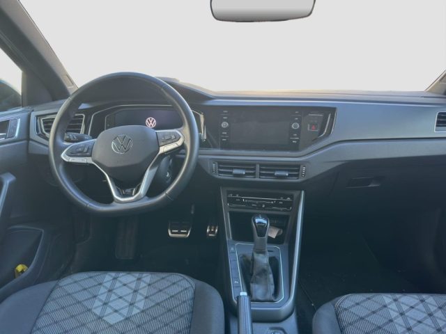 VOLKSWAGEN Taigo usata 8