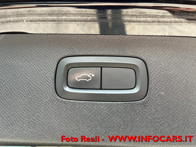 VOLVO XC90 usata, con USB