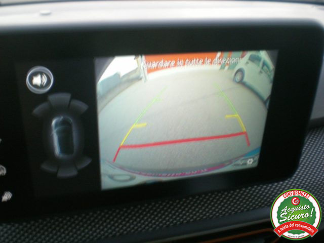 DACIA Sandero usata, con Specchietti laterali elettrici