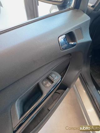 OPEL Corsa usata 27