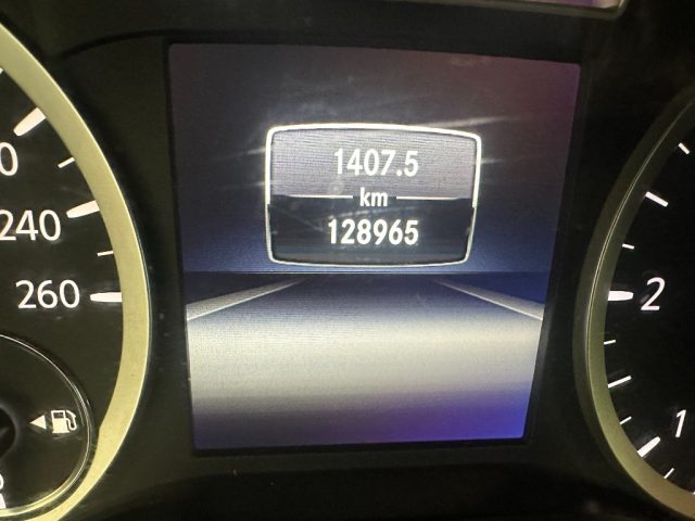 INFINITI Q30 usata, con Volante in pelle
