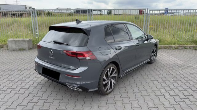 VOLKSWAGEN Golf usata, con Airbag