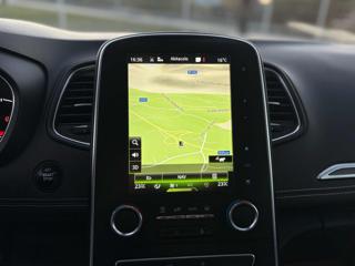 RENAULT Scenic usata, con Controllo automatico clima