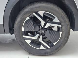 PEUGEOT 2008 usata, con Touch screen