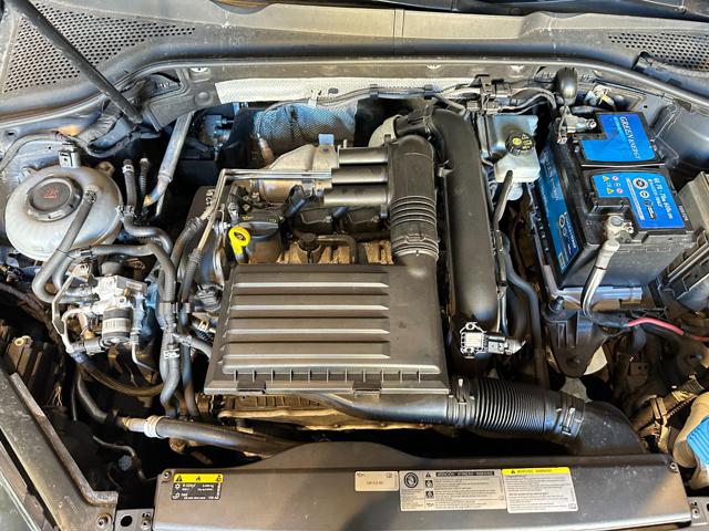 VOLKSWAGEN Golf usata, con Volante multifunzione