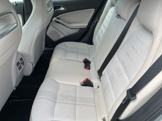 MERCEDES-BENZ GLA 220 usata, con Filtro antiparticolato