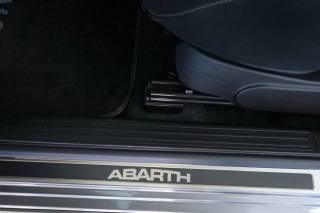 ABARTH 595 usata, con Volante multifunzione