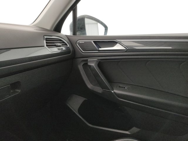 VOLKSWAGEN Tiguan Allspace usata, con Servosterzo